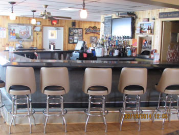 Merrll, Antigo Restaurant